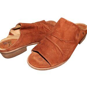 SOFFT Netta Women’s Sandals Size 8M Suede Leather Clogs Heel Boot Brown